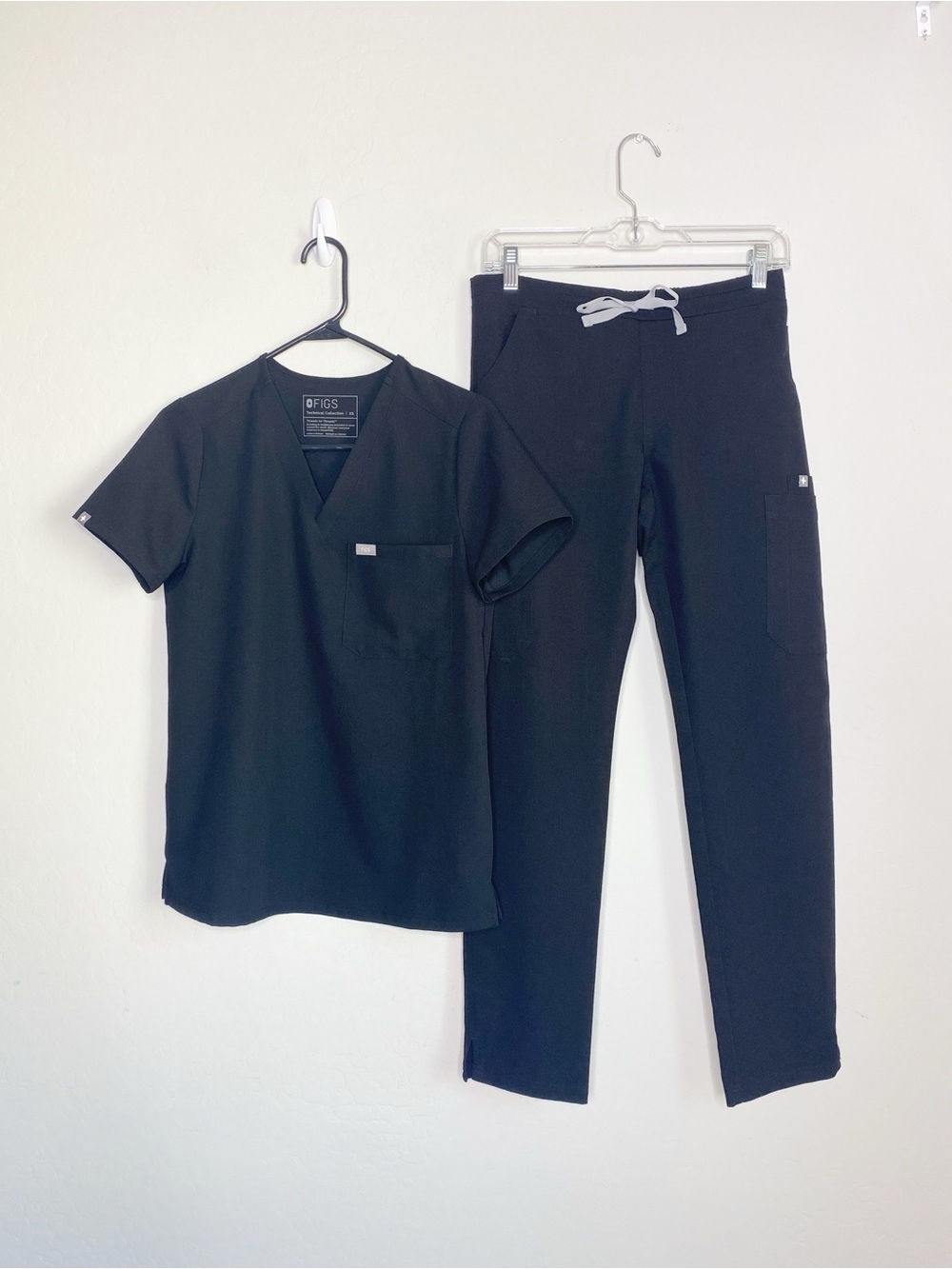 Figs Scrub Set Catarina Top Yola Pants Black Size XS